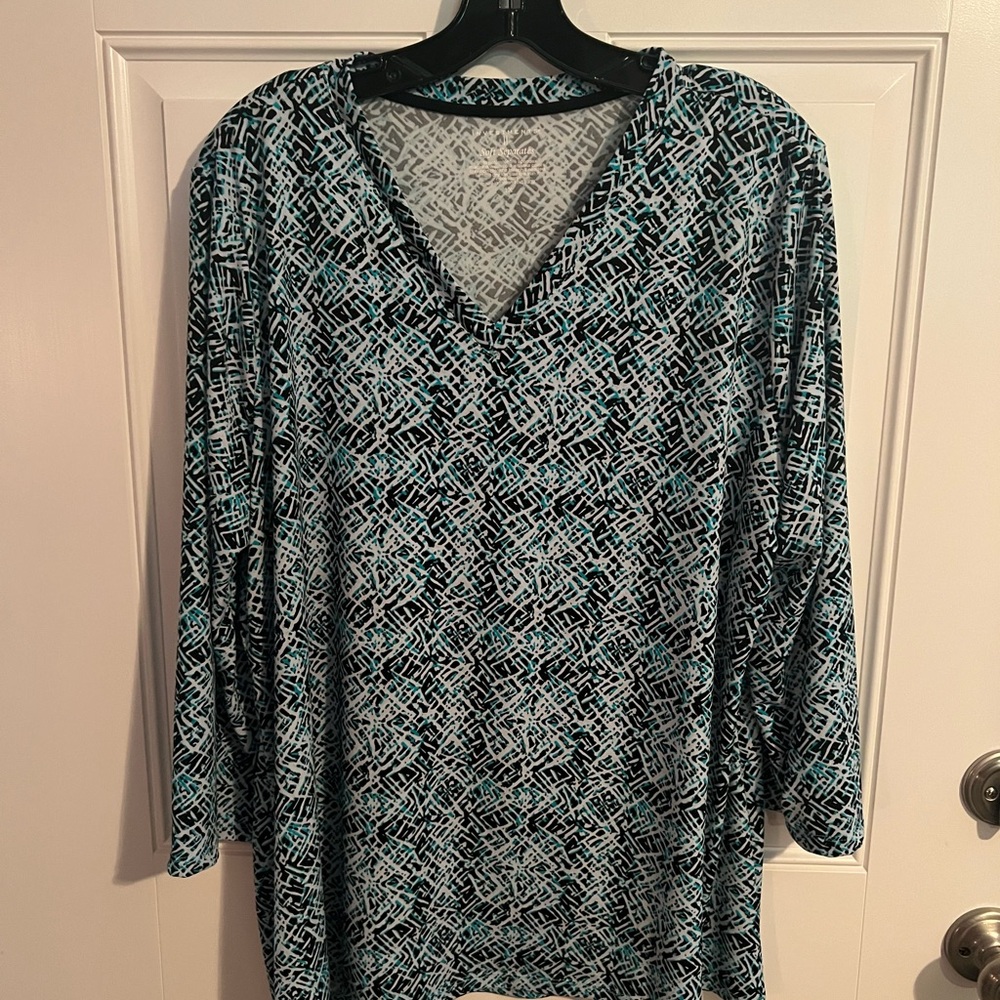 Investments Black and White Relaxed Blouse